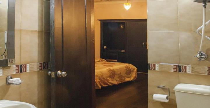 โฮเต็ล ไพรด์ คอนทิเนนทัล Hotel ศรีนาการ์ ภายนอก รูปภาพ
